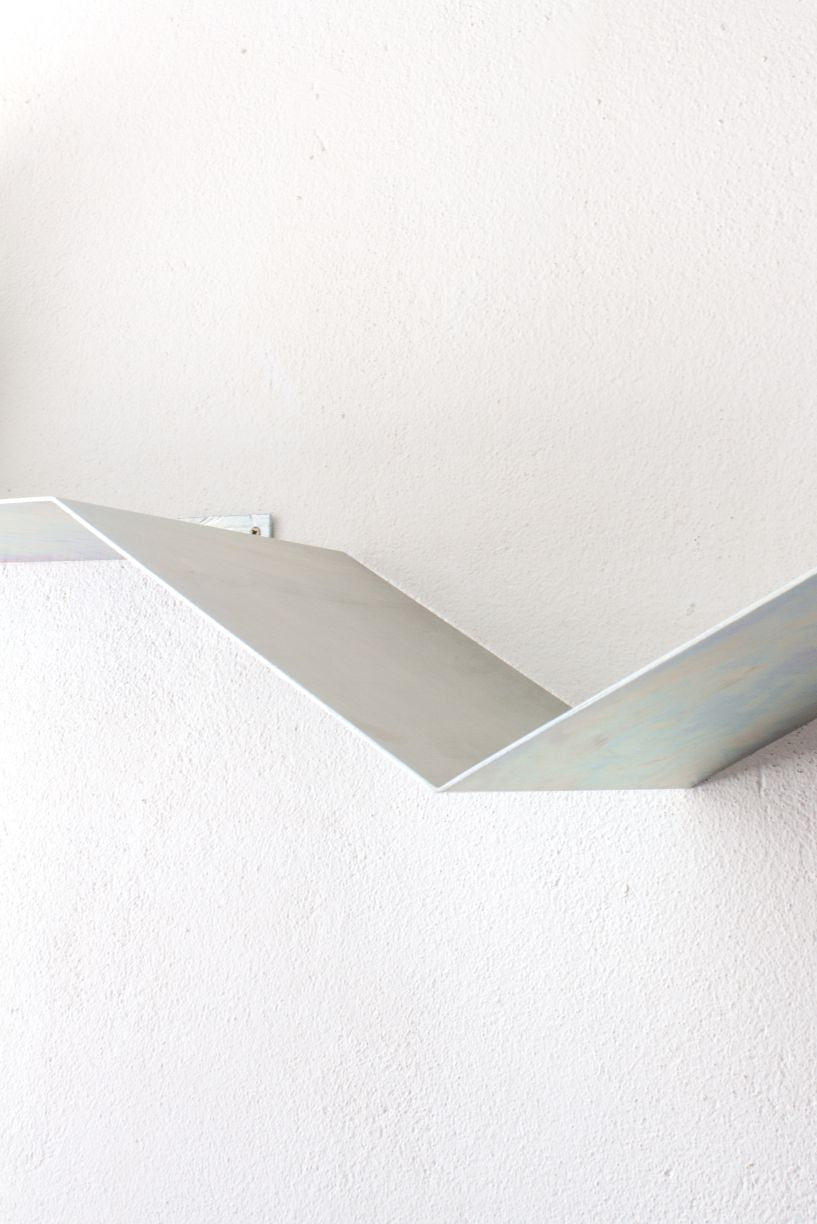 V SHELF